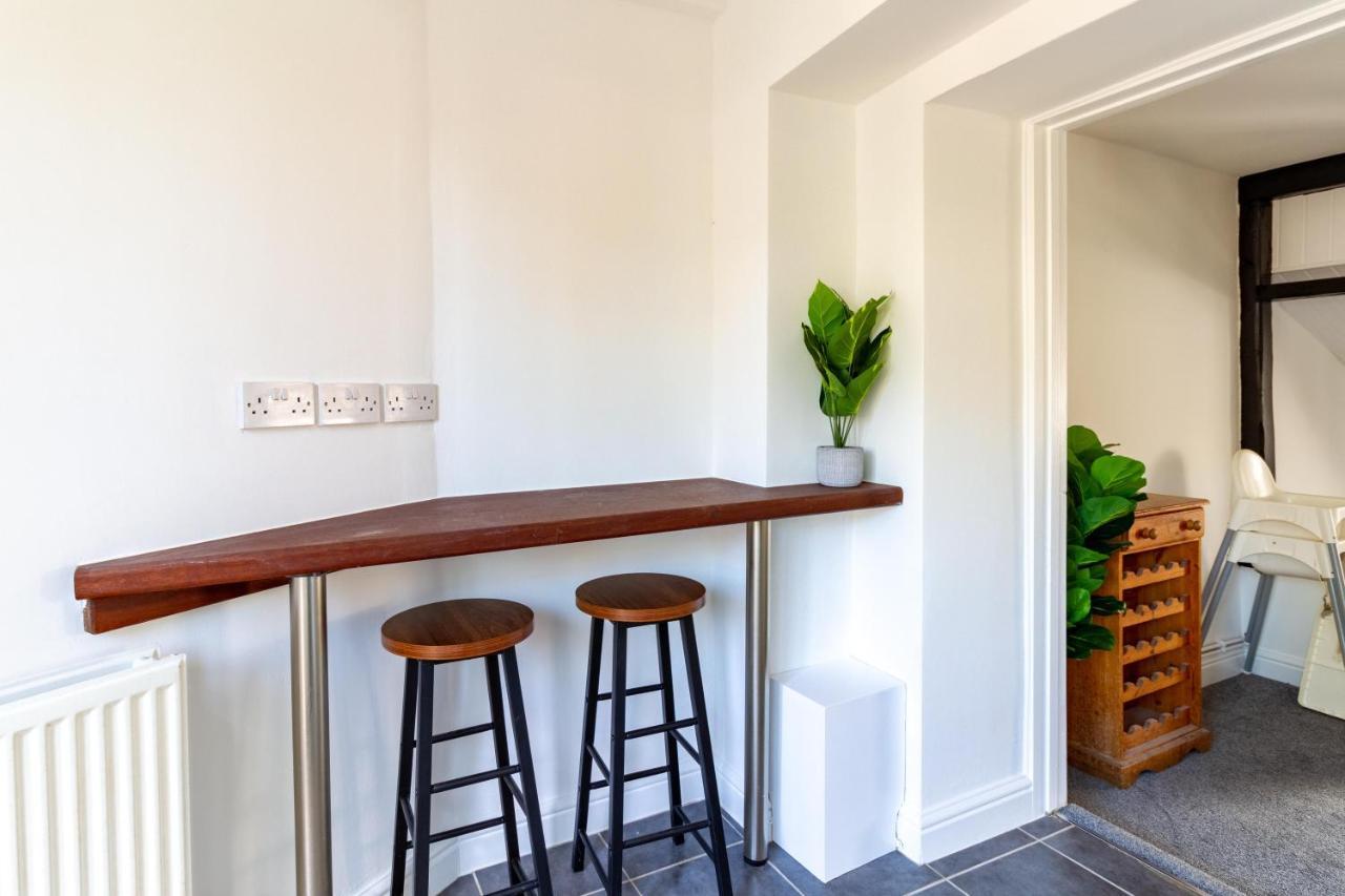 Family Friendly Cottage With Bunk Beds And Courtyard Malmesbury Dış mekan fotoğraf