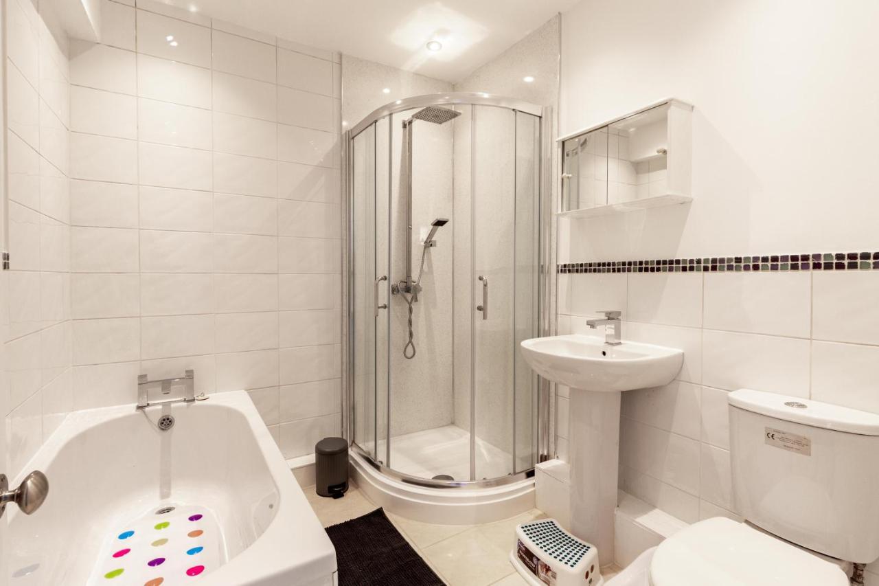 Family Friendly Cottage With Bunk Beds And Courtyard Malmesbury Dış mekan fotoğraf